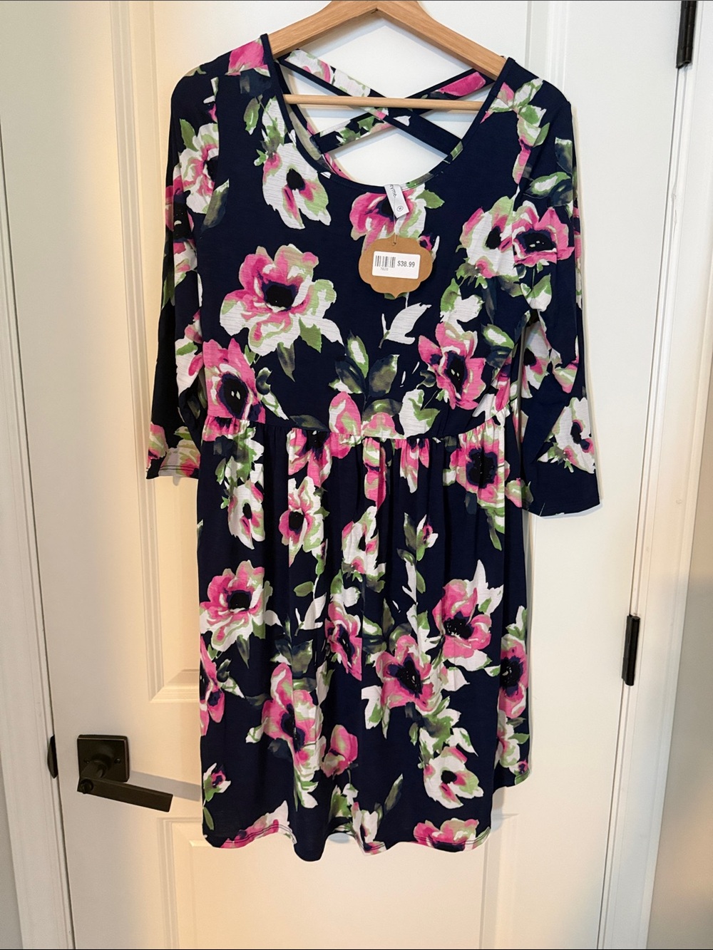 Women’s Navy Floral Crisscross Back Dress